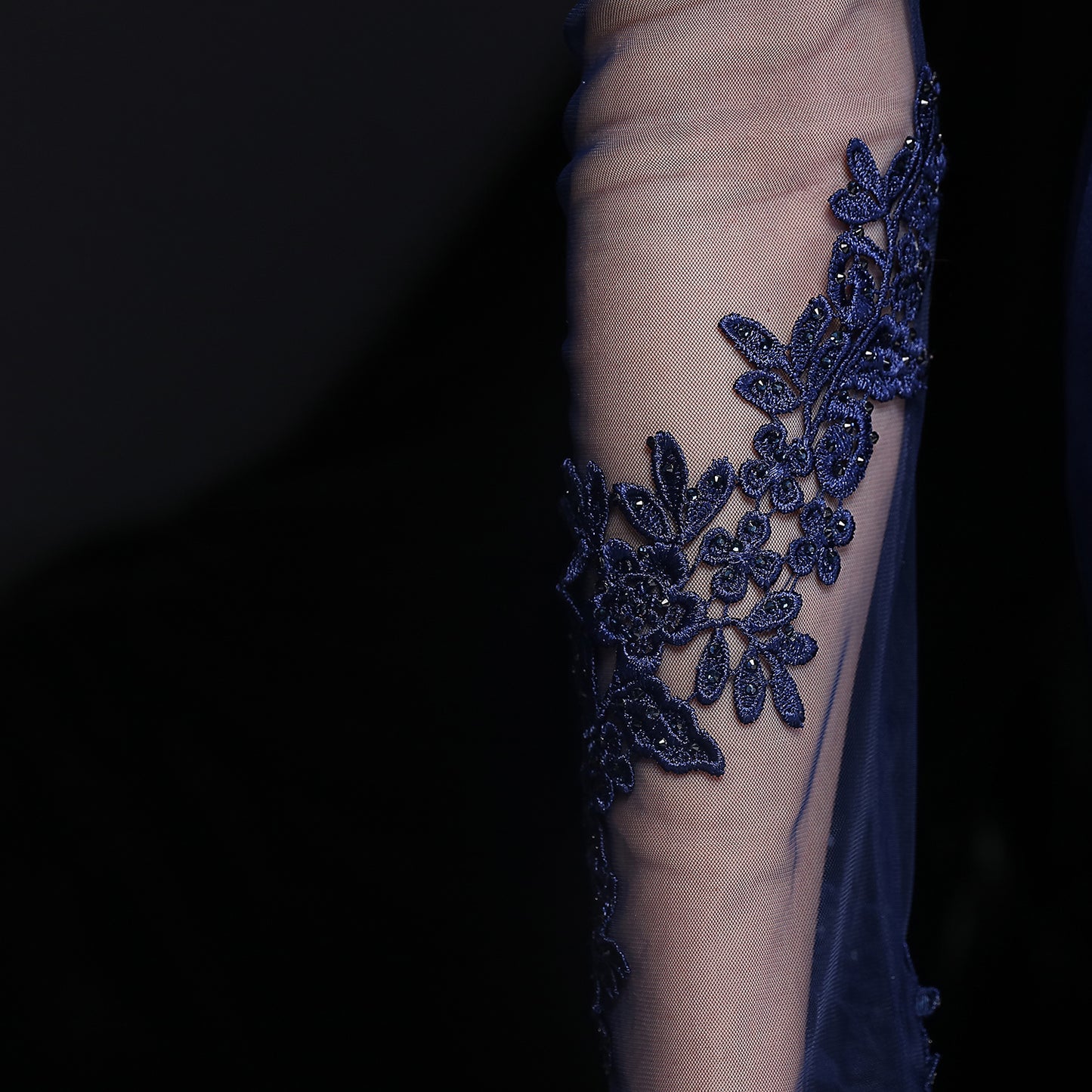 Celestine/Dark Blue