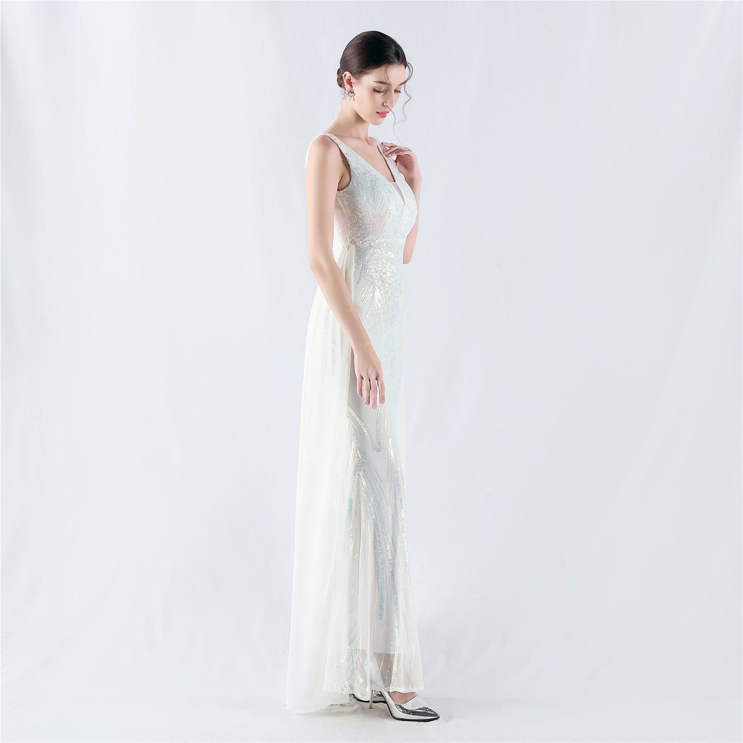 Aureate/White