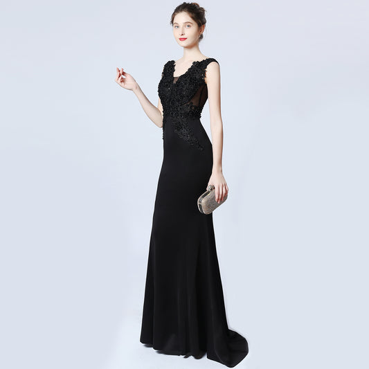 Seraphine/Black