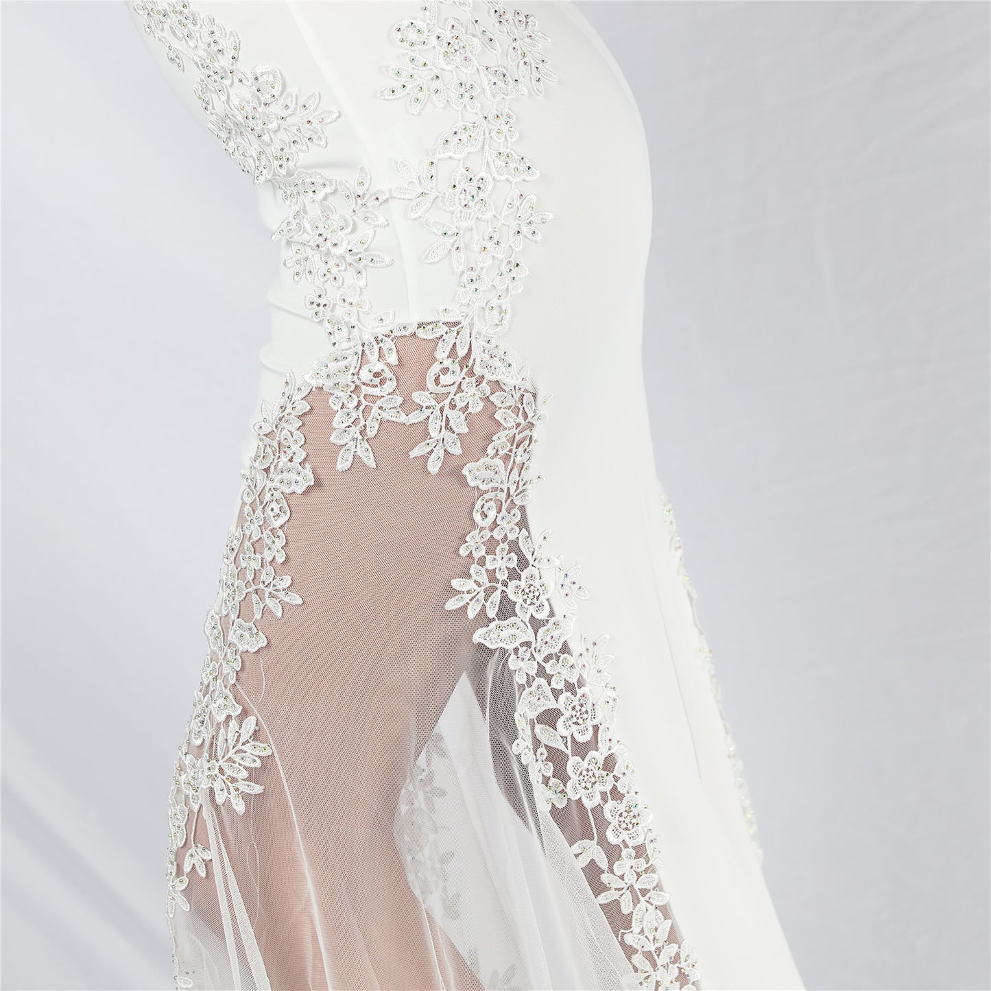 Royal Bloom/White